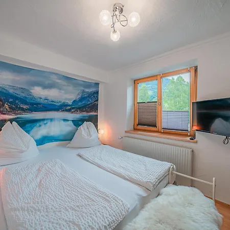 Haus Bernadette I شقة *